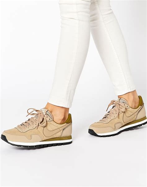 nike air pegasus 83 beige damen|nike pegasus women's shoes.